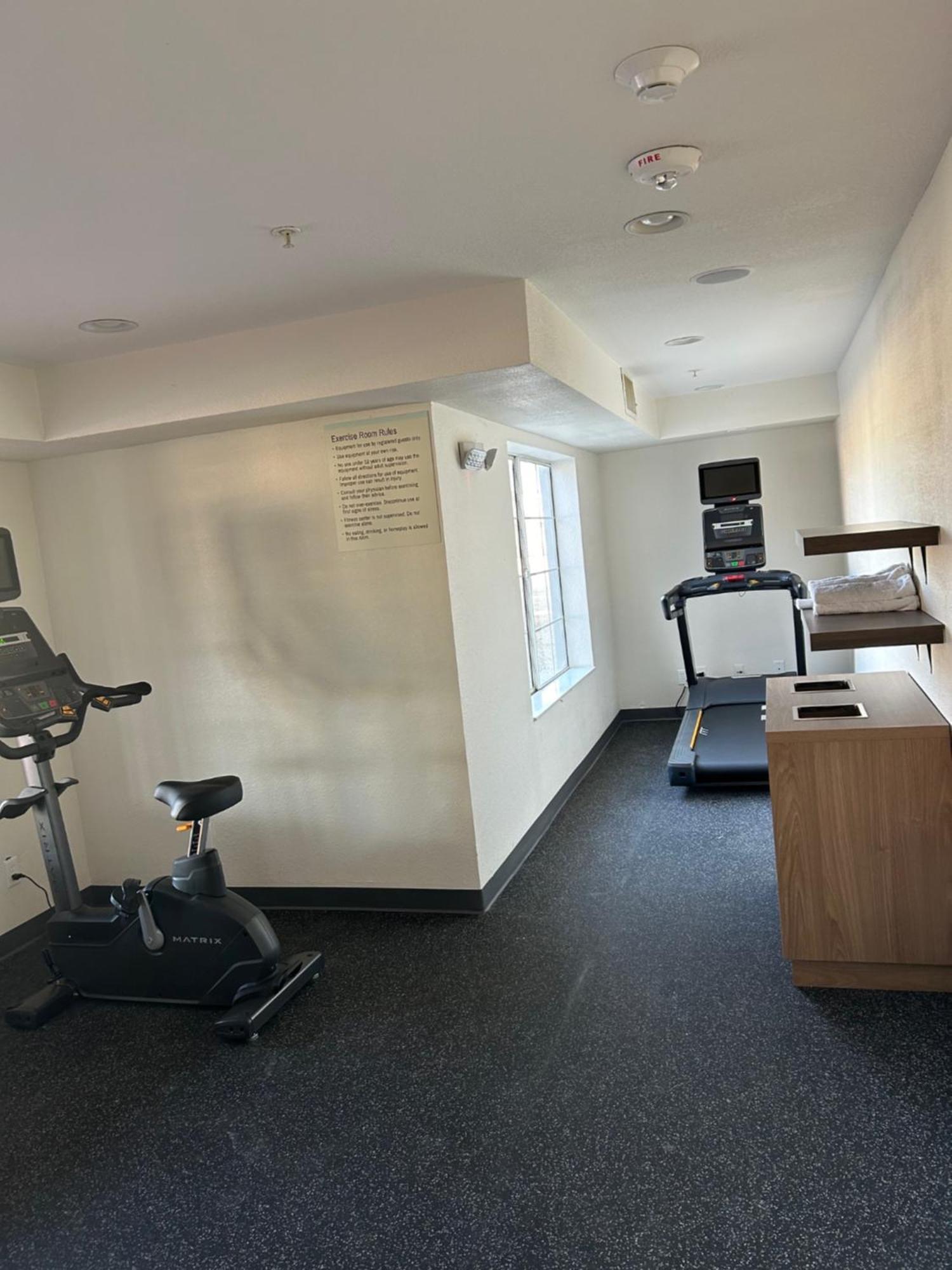 Garner Hotel By Ihg Phoenix - Surprise Bagian luar foto