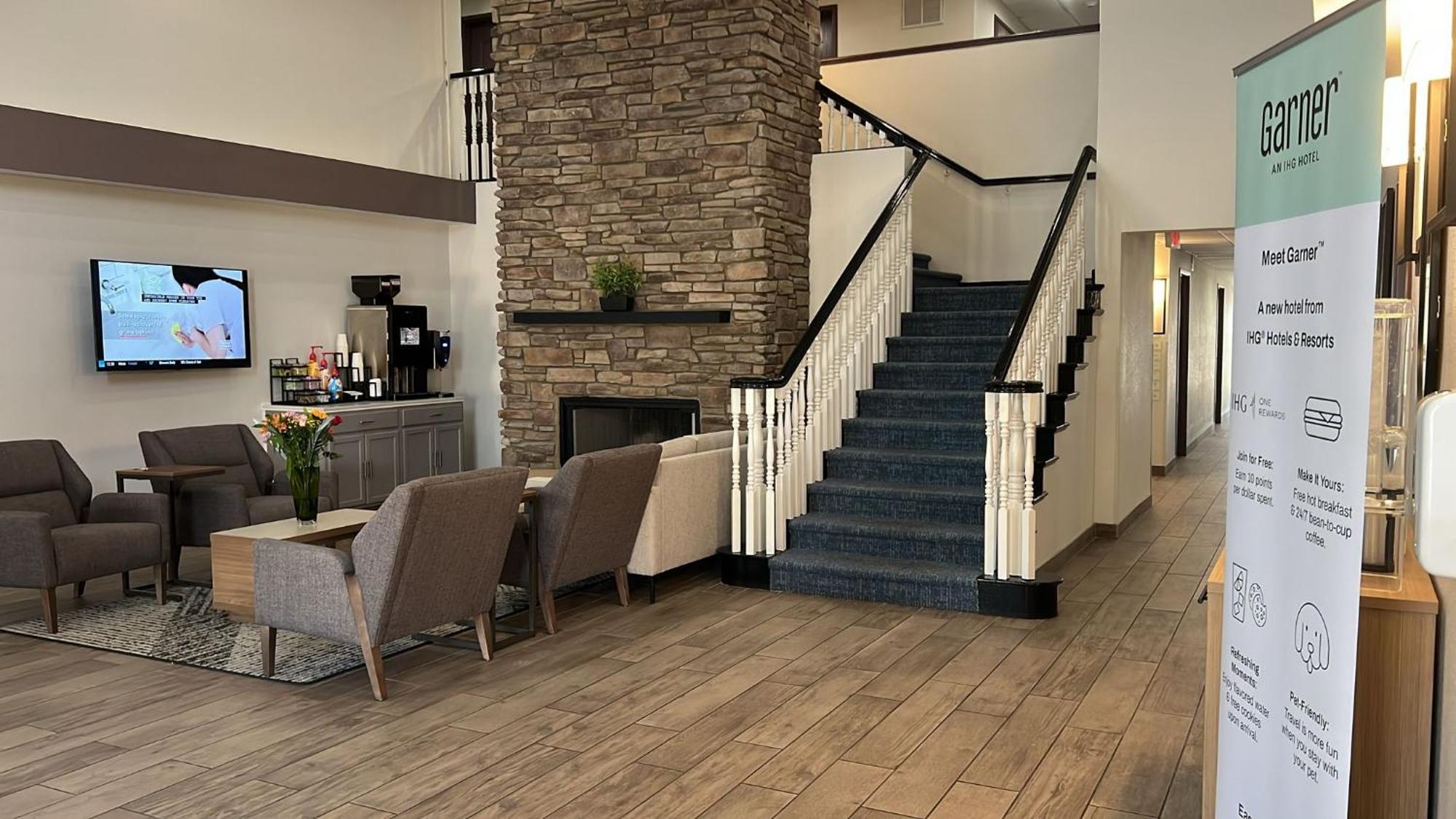 Garner Hotel By Ihg Phoenix - Surprise Bagian luar foto