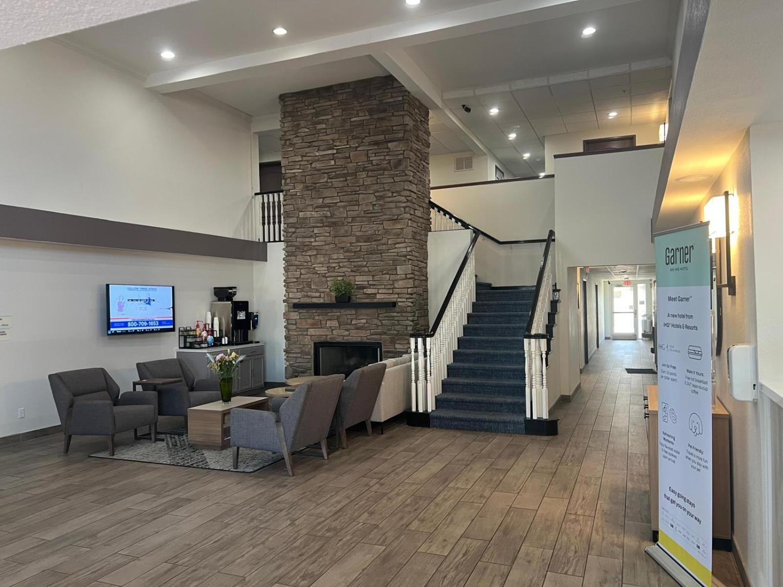 Garner Hotel By Ihg Phoenix - Surprise Bagian luar foto