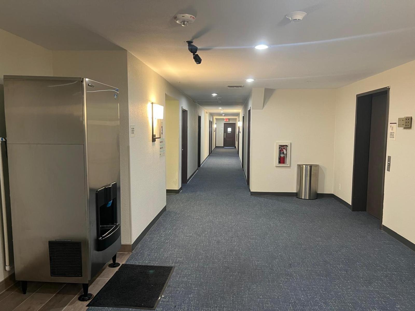 Garner Hotel By Ihg Phoenix - Surprise Bagian luar foto